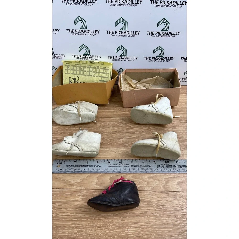 Vintage Mrs Days Ideal Baby Shoes Lot Antique Leather Booties Boxes Ephemera